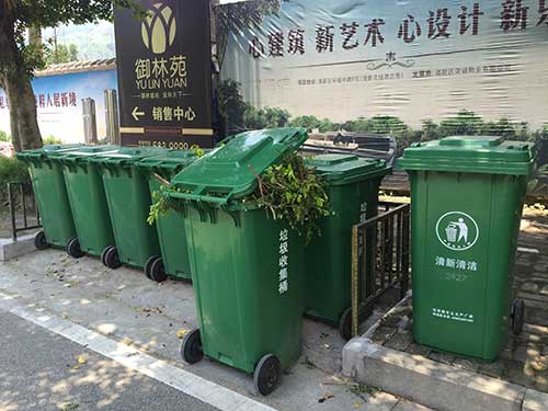 欣方圳塑料垃圾箱現身廣西柳州